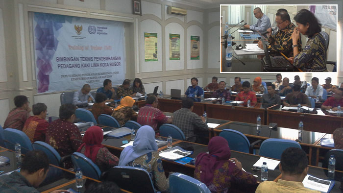 Modul ILO Diterapkan Deputi Pengkajian Kemenkop UKM untuk PKL Bogor